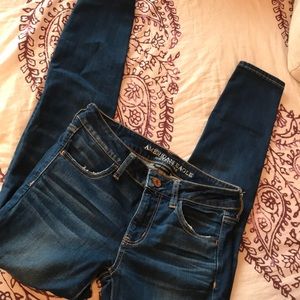 AE Jeans size 4